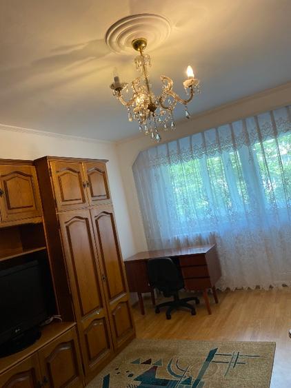 Ofer spre vanzare un apartament cu 2 camere in Pitesti