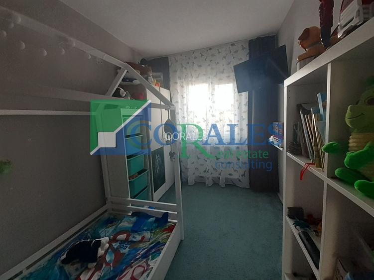 Vedere pe 2 parti. Decomandat. Mobilat si utilat. - 8