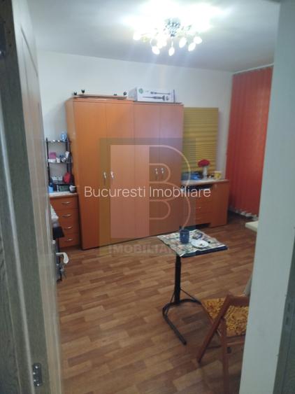 Garsoniera,Dristor,Ramnicul Sarat,bl.MIXT,reabilitat,et.1/10,DECOMANDATA,Stradal - 2