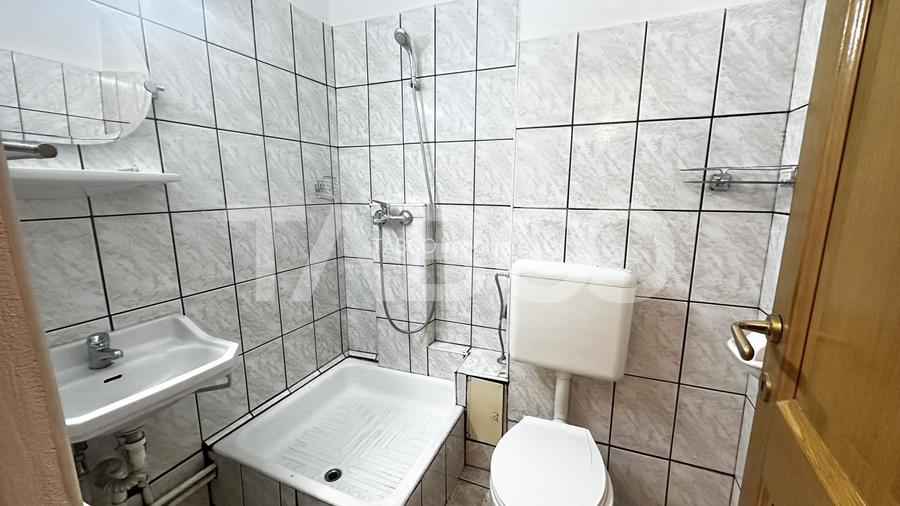 Apartament utilat 4 camere 98 mpu balcon inchis zona Vasile Aaron - 5