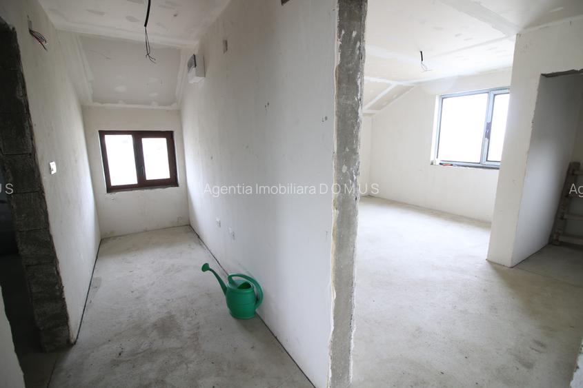 Vila D+P+M  Sat Costi ( Floricultura) cu bransamente la utilitati - 14