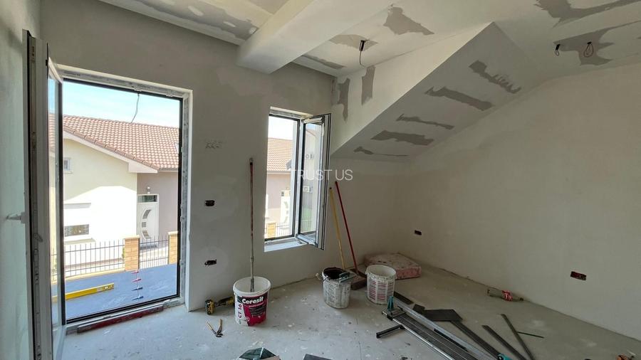 COMISION 0% | Duplex Mosnita Veche | Mansarda inalta | 3 dormitoare - 10