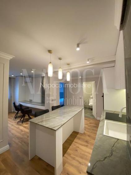 Apartament 3 camere de vanzare in Centru, Cluj Napoca - 2