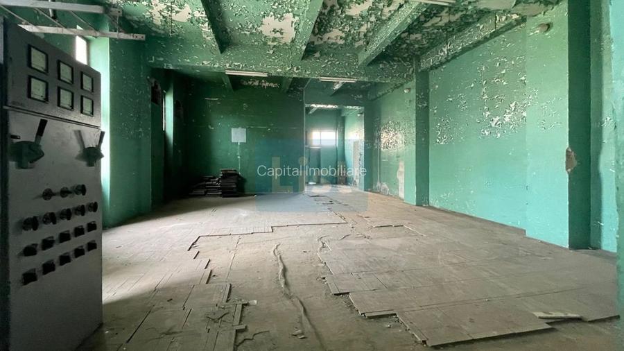 Cladire comerciala cu 4 etaje de inchiriat Resita - 5