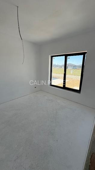 Casa noua parter cu PANOURI FOTOVOLTAICE, teren 553 mp - 10