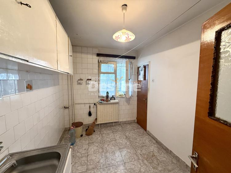 2 Camere I Crangasi I Metrou la 6 minute - 7