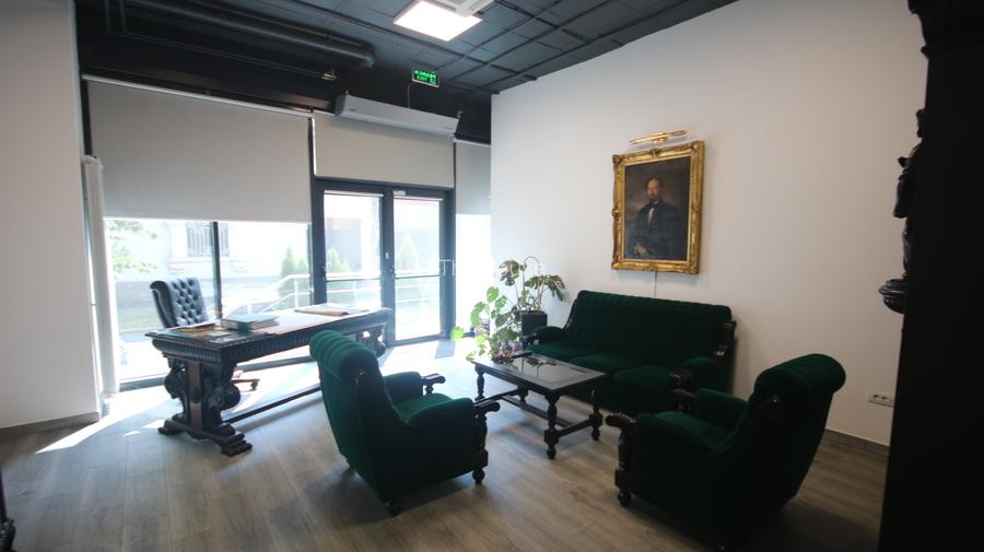 Spatiu cu destinatie Birouri,178,3 mp,2 grupuri sanitare,bucatarie - 12