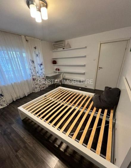 De Închiriat Apartament 2 Camere, în Apropiere de Tineretului - 4