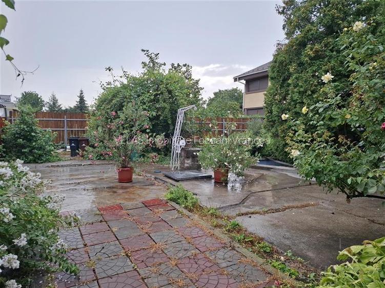 Vila Focsani, P+E,  510 mp teren - 16