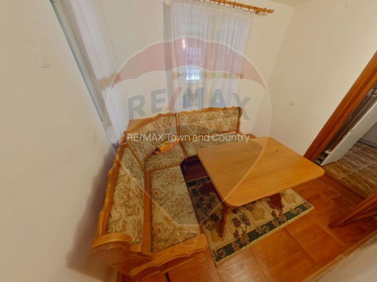 Casă / Vilă cu 8 camere de vânzare - 6