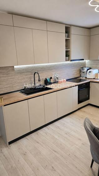 Apartament 3 camere, finisat, etaj intermediar, zona Piața Zorilor - 3