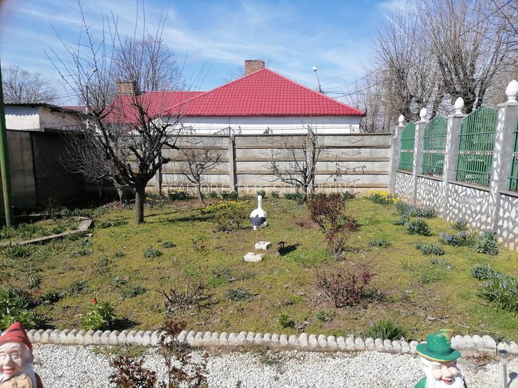 Vila S+P+1, cu teren mare, situata central in Eforie Sud, ideal pensiune. - 18