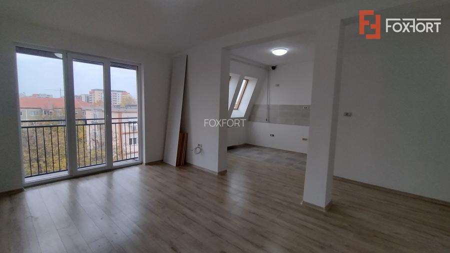 Apartament 3 camere la mansarda - 75mp utili, Zona Aradului - 8