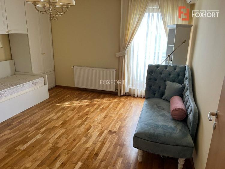 Apartament de vanzare 3 camere decomandat,  Dumbravita - 2