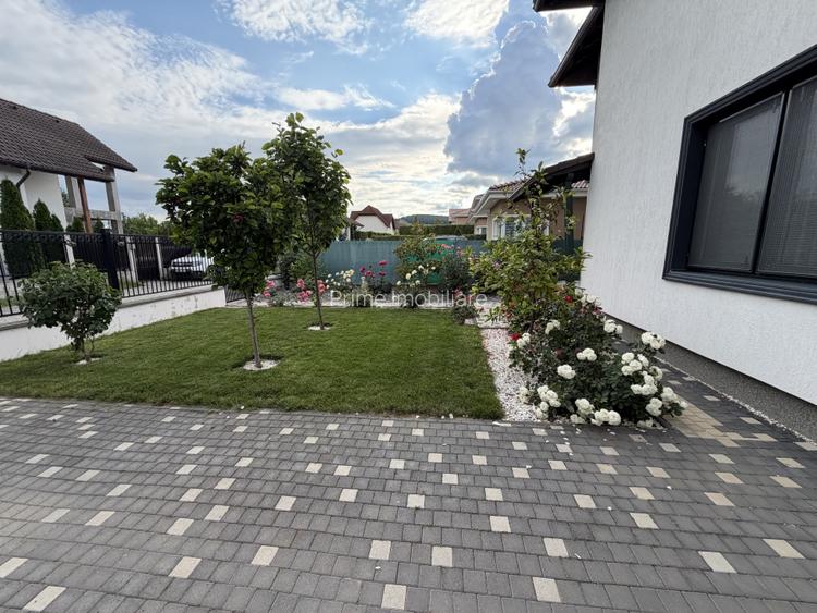Casă Exclusivistă | 188 MP | 4 Camere | Teren 414 mp | Zona LIDL - Cetate - 2