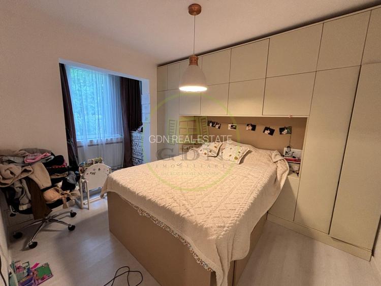 Apartament 3 camere, 53 mp, cartier Craiovita Noua, zona Hotel Bacolux - 3