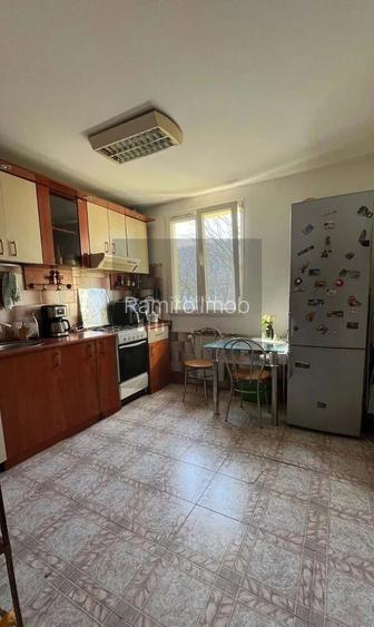 2 Camere 50 MP- Trapezului - 10 Minute pe jos  Metrou 1 Decembrie - 7