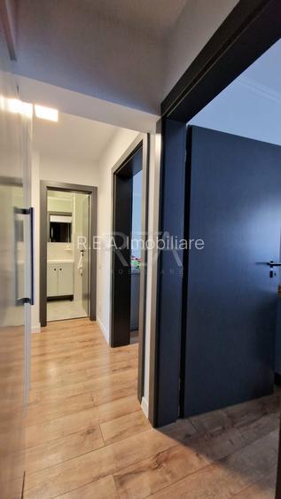 3 camere, 6/8, 76mp-Premium-13 Septembrie - 13