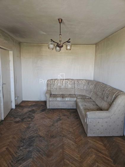 Apartament cu 2 Camere Et.6/10,  De vanzare, Str Libertatii - 4