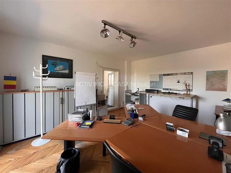 Lugoj,  Vila de Vis Cu Piscina, 440 Mp. Construiti, 820 Mp. Teren - 39