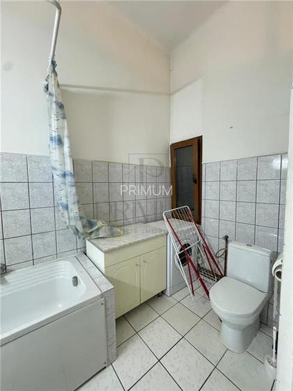 Medicina - 2 Camere - Cladire istorica - Etaj 1 - Decomandat - Centrala termica - 9