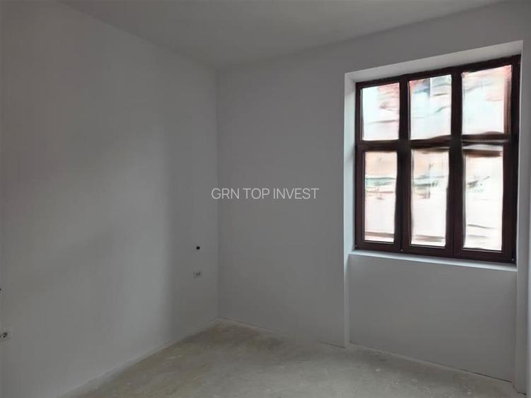 Apartament 3 camere 3 bai pivnita zona Centrala - 12