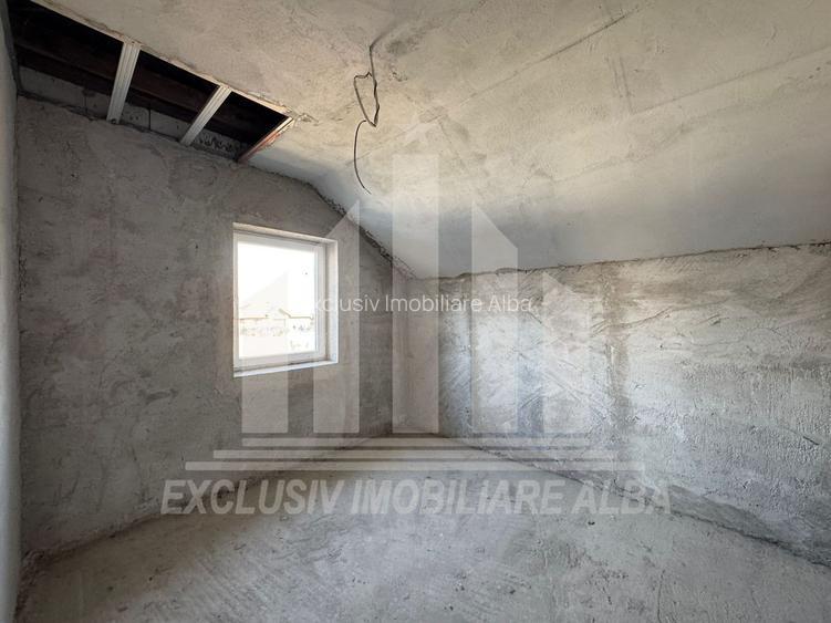 Casa individuala | Semifinisata | 230 mp | 480 mp teren | Partos - 7