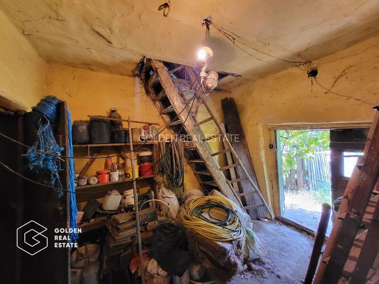 Casa cu teren de 1807 mp, Oras Lipova - 5