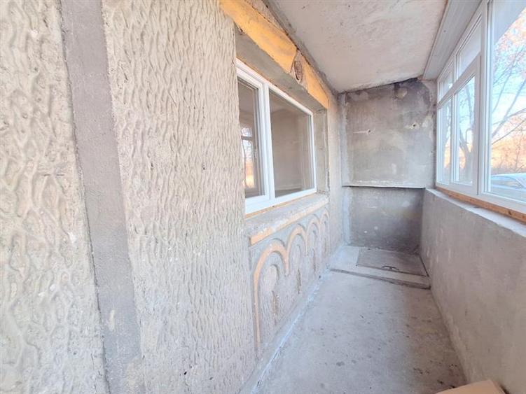 Apartament 3 camere decomandat zona Narcisa