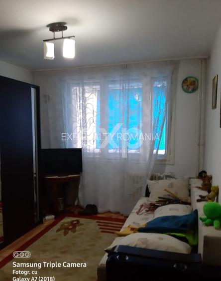 Negru Voda, Apartament 2 camere, decomandat, balcon mare, Școala 14 Pitești - 4