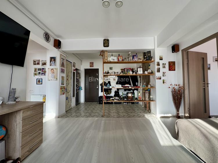 Apartament 3 camere, 76 mp, 2 băi, 2 parcări, etaj intermediar, Baciu - 3