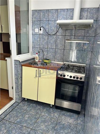 Stefan cel Mare - 2 min metrou - bloc reabilitat - 11