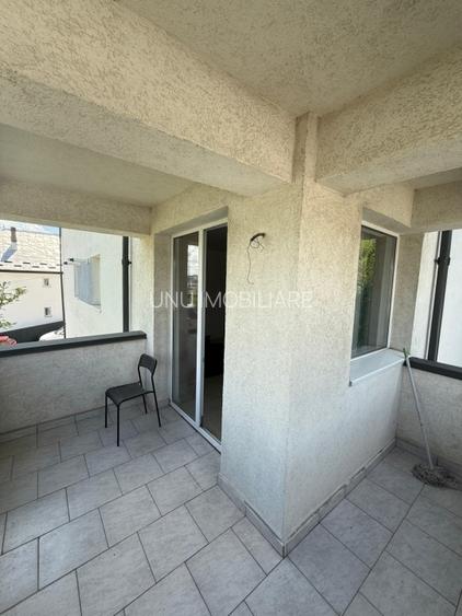 2 camere Decomandat- etaj 1- 50 mp - Pacurari - Rediu - 80000 euro - 5
