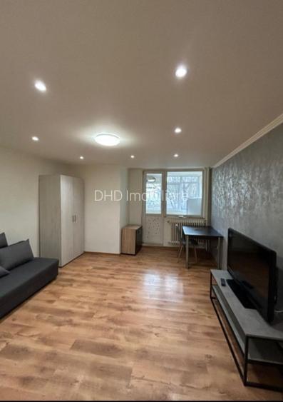 Garsoniera de inchiriat Tatarasi zona Flora 320 euro - 6