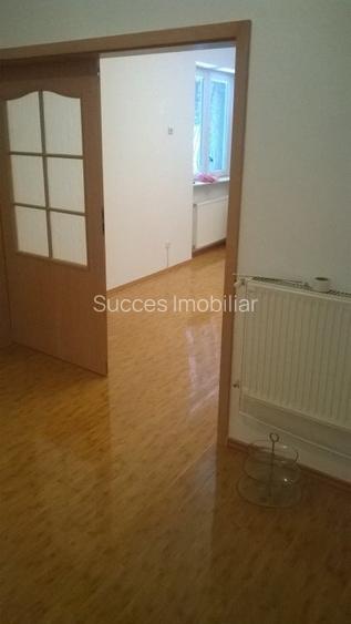 ,3 cam in vila,2 intrari,parter,PARCARE 2 -3 AUTOTURISME, - 11