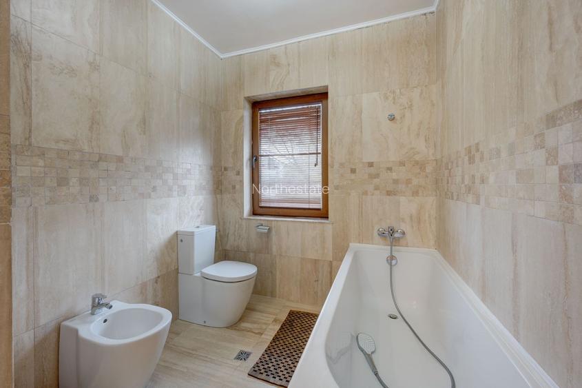 Vila de vanzare in Otopeni-central, zona linistita-Comision 0% - 33