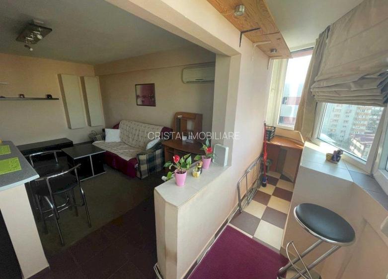 Vanzare Garsoniera transformata in  2 camere , Parcul Sebastian, 13 Septembrie - 2