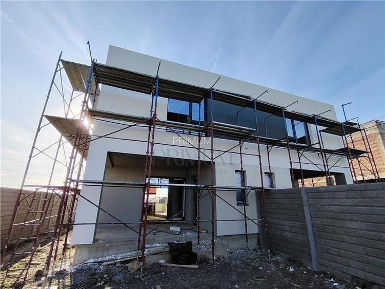 DUPLEX MODERN - PERSONALIZARE INTERIOARA - 3 BAI - 3