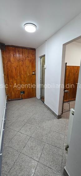 Târgoviște,  micro 6 Bdul Tudor Vladimirescu vsnzare spatiu comercial - 14