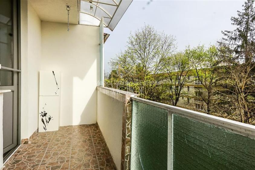 Apartament 3 camere decomandate renovat parcare Gheorgheni zona Mercur - 20