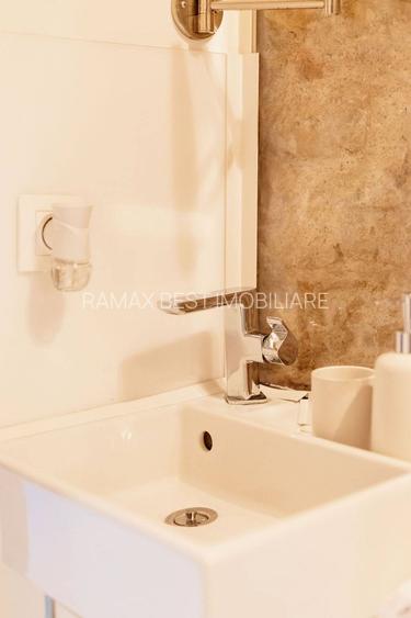 Apartament cu farmec istoric – 40 mp, parter, în centrul orașului - 22