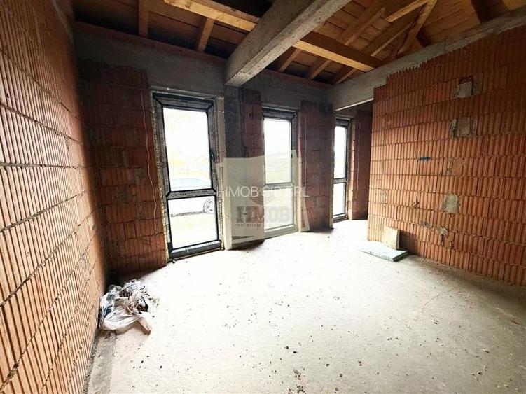 Casa individuala cu 4 camere 3 bai si 390 mp teren in Sura Mica - 19