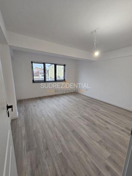 Apartament cu 3 camere de vanzare, Brancoveanu - Alunisului, Sector 4 - 2