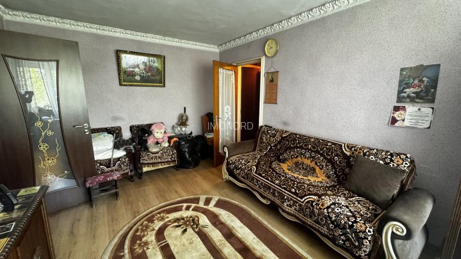 Vânzare apartament de 2 camere Titan- metrou 1 Decembrie 1918 - 2