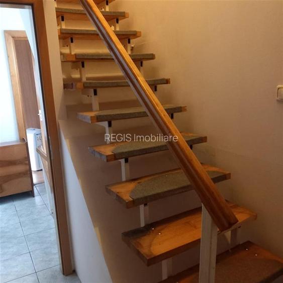 Casa tip duplex in zona centrala, 4 camere, mobilata complet, pret foarte bun - 23