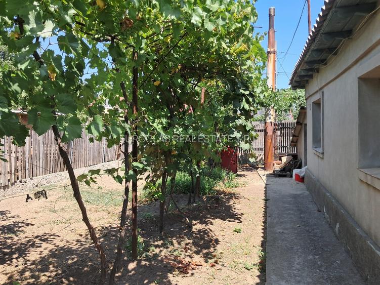 Casa 4 camere - Tuzla - zona Centrala - 80.000 euro (Cod E2+E8) - 2