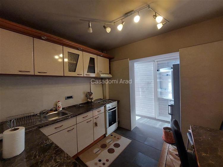 Apartament cu acces stradal pentru cabinet sau birou - 3