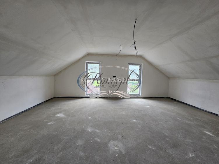 Casa cu terasa si curte mare, atmosfera rurala aproape de oras - 14