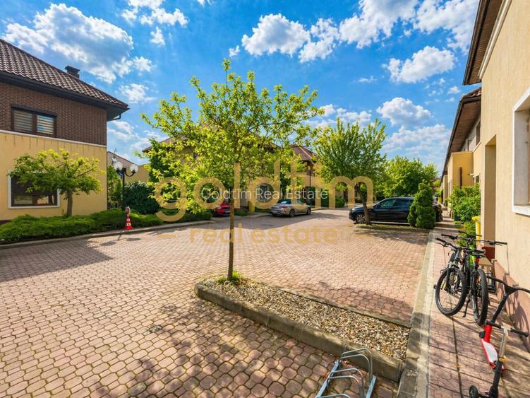 SUPERBA/SPATII DEPOZITARE/ANSAMBLU INCHIS CU PISCINA/RENOVATA - 48