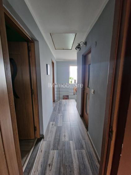 Sanmihaiu Roman- Vila Individuala - 5 camere - 800mp teren - 8